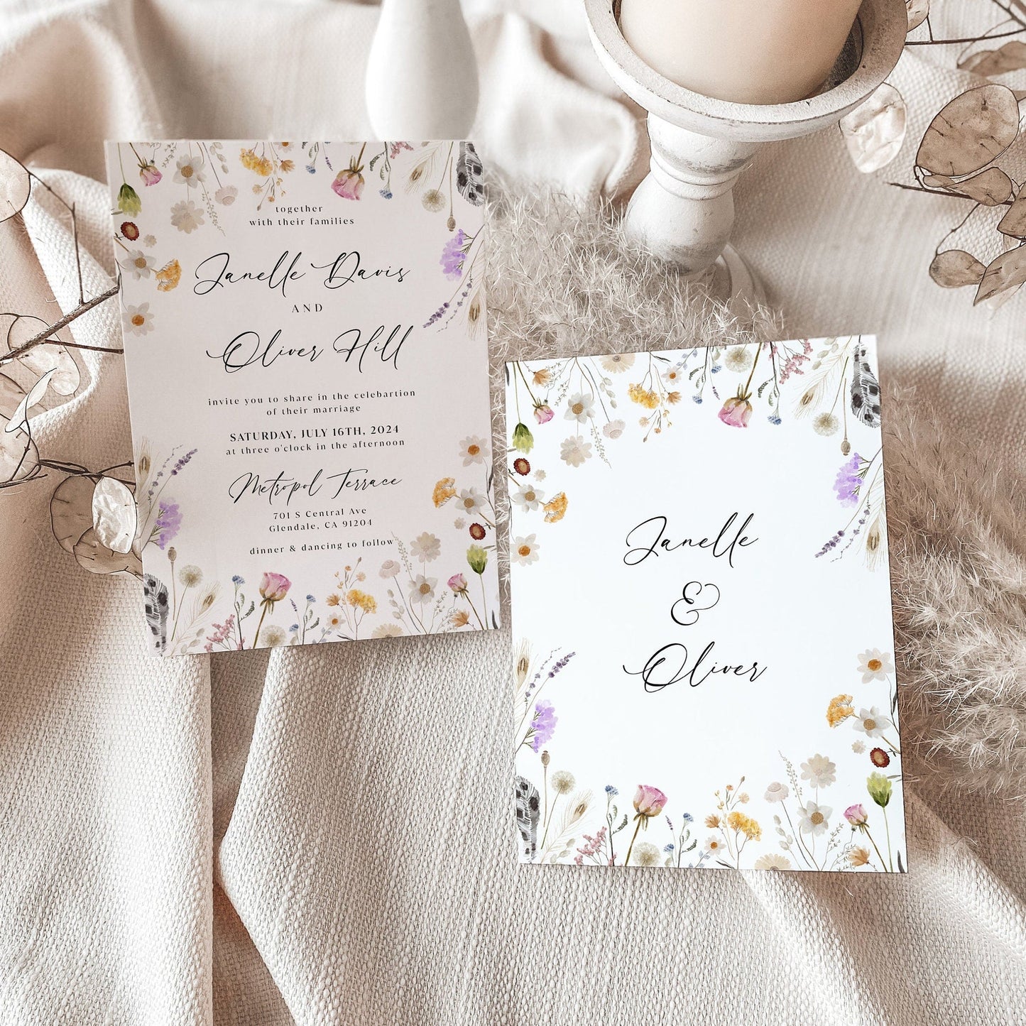 Botanical wedding invitation - LovelyTemplatesCo