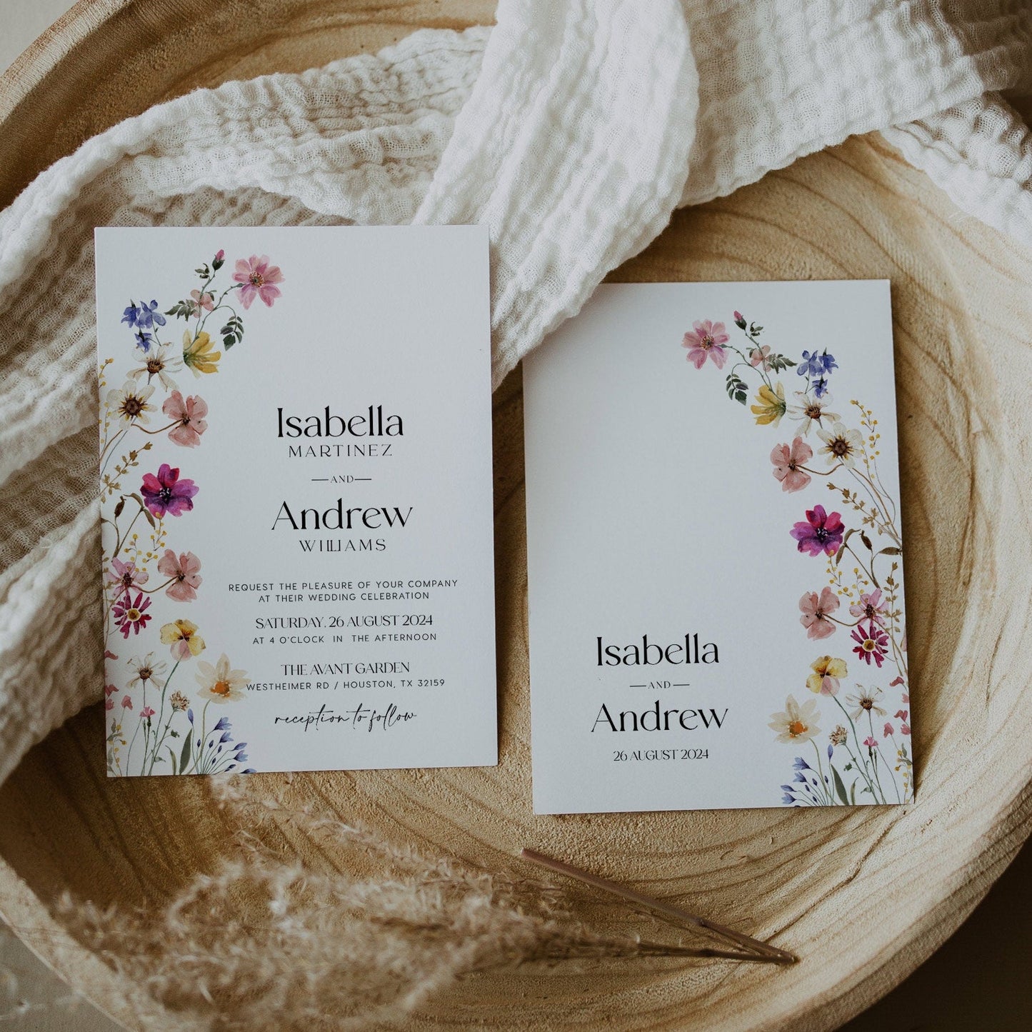 Floral Wedding invitation - LovelyTemplatesCo