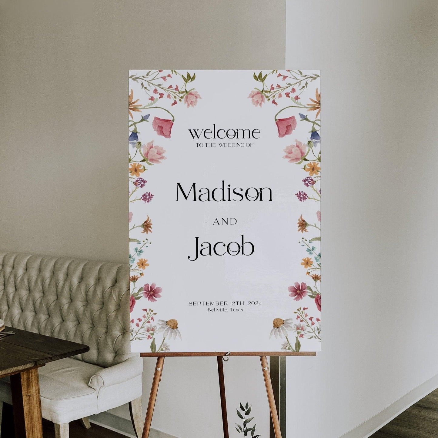 Floral Wedding Welcome sign - LovelyTemplatesCo