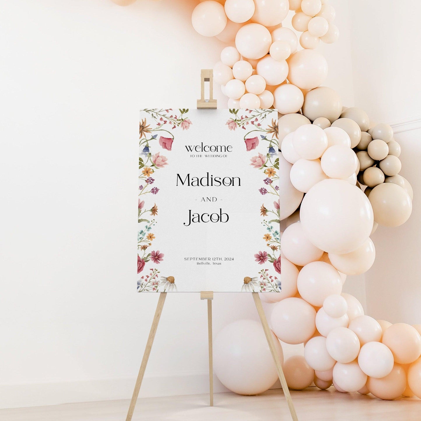 Floral Wedding Welcome sign - LovelyTemplatesCo