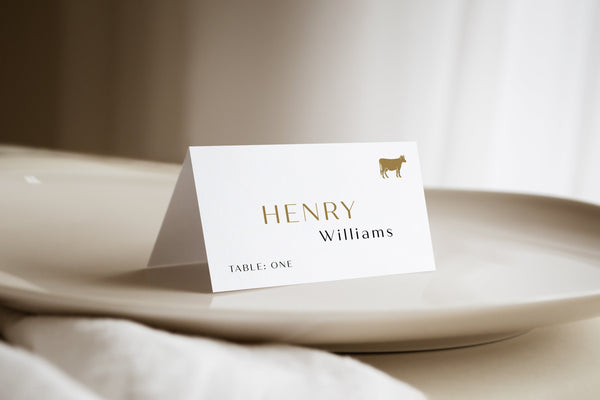 Gold place cards, Place card template with meal icons, Gold name cards, Wedding place cards template gold | GOLDY