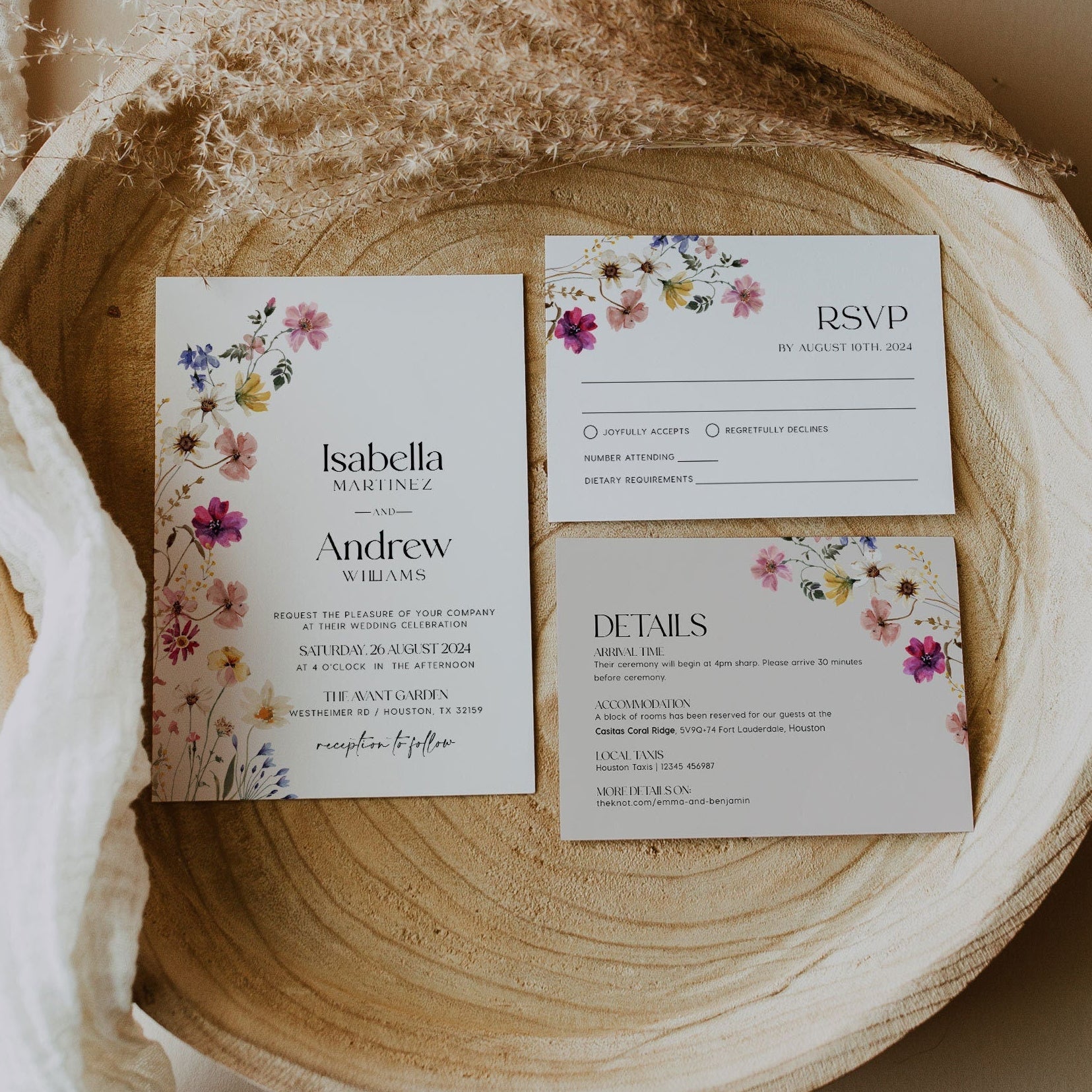 Floral Wedding invitation - LovelyTemplatesCo